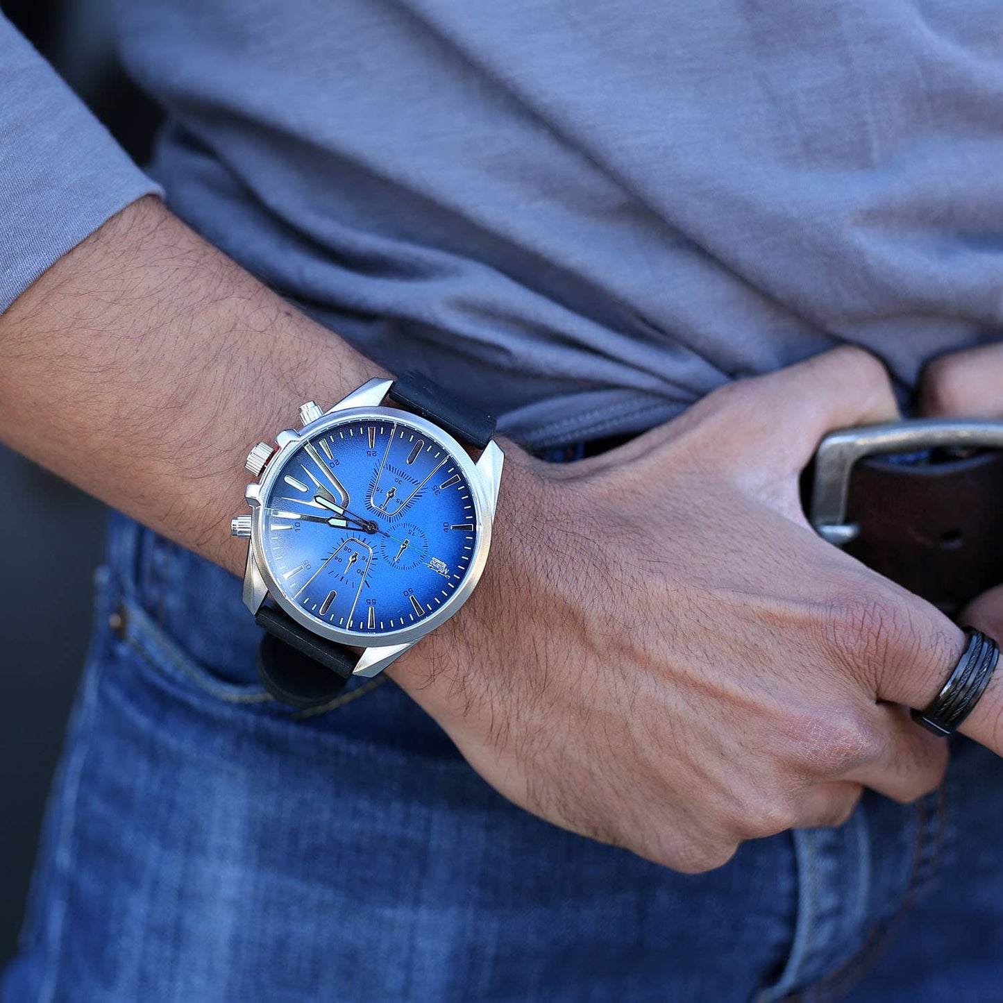 Men's Two Tone Analog Watch -  Black/Gunmetal